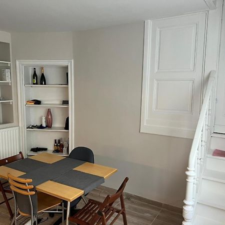 Stay In Maison De Metre In Etterbeek Bruxelles Exterior foto