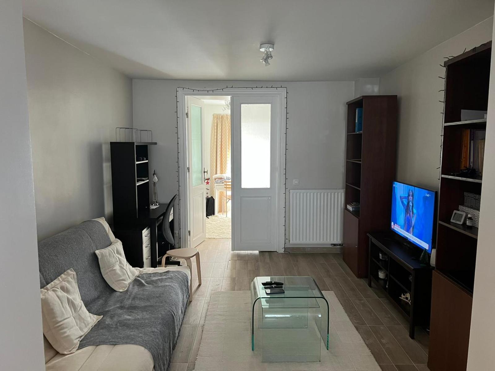 Stay In Maison De Metre In Etterbeek Bruxelles Exterior foto